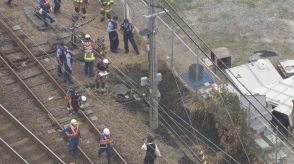 線路脇の草が焦げる…JR東海道線沿線で火事が発生との通報 一部の区間で一時運転見合わせ 愛知県豊川市