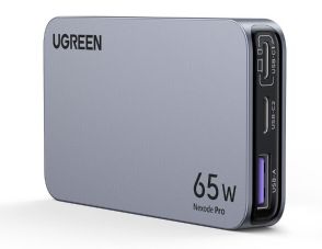 UGREEN、スリムながら3ポート/65W対応のUSB充電器 海外用変換プラグ付属