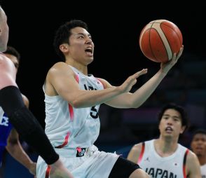 パリ五輪で全敗も、バスケ日本代表が残した“好印象”　Bリーグ中心に「バスケ人気」加速の予感