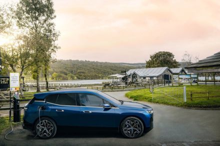 BMW、英国の国立公園と提携…EV充電ポイントを135か所設置