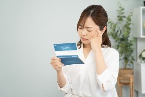 古い通帳は”そのまま処分”すればいい？銀行での記帳の際に「繰り越し」になったらどのように対応すべき？