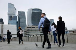 英労働市場、一段の冷え込み兆候　賃上げペースも鈍化＝調査