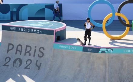 パリ五輪スケートボード女子のメダリストに起きた“ミラクル”が話題。意外な共通点に「何この奇跡」の声