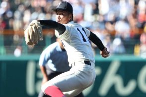 【甲子園熱戦レポート│２日目】「交代させようと思う場面がなかった」名将・西谷監督も唸った２年生右腕の快投が示す大阪桐蔭の「分厚い投手力」＜SLUGGER＞