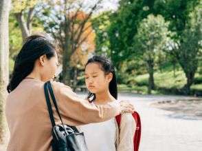 「静かにしないと、店員さんに怒られるよ！」“おりこうさん脳”を育てたいなら、親がやってはいけない叱り方