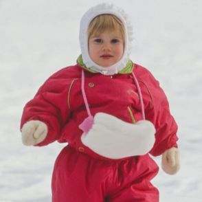 「全瞬間が天使…」故エリザベス女王の5人目の孫のかわいすぎる幼少期を振り返り