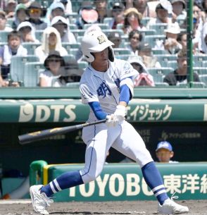 「野球をやれて幸せでした」爪が指の中にめり込む大けが…それでも甲子園に帰ってきた背番号12の主将　8回、代打で出番