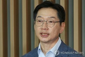 文前大統領側近の元知事　復権決定＝植民地解放記念日に