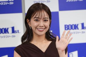 ＜中川絵美里＞「情報7days」のお天気キャスター　美スタイル映えるワンピで品よく