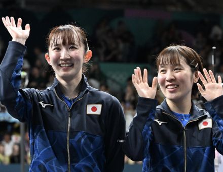 早田ひな&平野美宇は決戦を前にリラックスムード!?　決勝前日に〝ひょっこり〟自撮り2ショットにファン「良い雰囲気」「みうひな、頼んだ！」