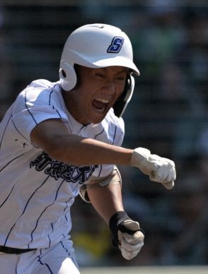 夏の甲子園でサプライズ　球審が新潟産大付に初勝利の記念球渡す