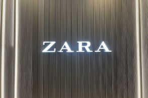 ZARAの「高見えバッグ」が使い勝手いい！ころんとしたフォルムが可愛いし、収納力もバツグンなんです！《購入レビュー》