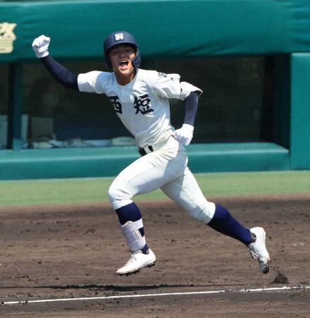 【甲子園】西日本短大付が14年ぶり勝利　2桁10安打で金足農下し今大会九州勢初白星