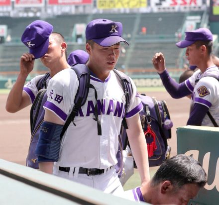 【甲子園】金足農２年生エース・吉田大輝は土は持ち帰らず「絶対来年、ここに戻ってくる」…兄の輝星も観戦