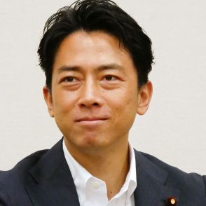 父・純一郎の許可が出た！ 小泉進次郎、SNSに投稿した「家族ネタ」で口火を切った総裁選への “本気” 出馬