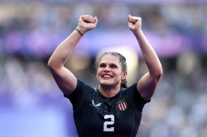 「固定観念を覆す」。米女子ラグビーのスター選手が、口紅を塗ってプレーする理由【パリ五輪】