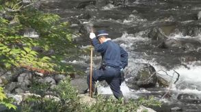 滝つぼに浮かぶ男性発見 死亡を確認 桂川で行方不明の釣り人か 山梨・都留市