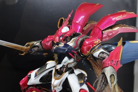 【魂ネイションズ撮り下ろし】彫像のような美しさにしびれる！ 　「METAL BUILD DRAGON SCALE ヴェルビン（ナの国近衛騎士団長仕様）」予約受付中