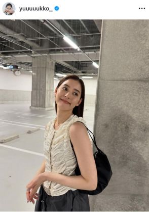 「至福やろ」新木優子、カジュアルスタイルの私服姿公開！「足長～い」「めちゃ私服かっこいい」と好評！