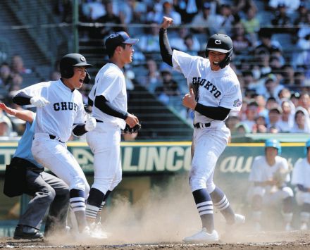 甲子園で連日ドラゴンズのチャンステーマ　菰野も中京大中京も「♪決めてくれ～」で初戦突破　「本家」は9日夜に9得点大勝