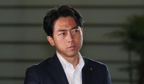 自民・小泉氏「仕事上の判断決断をいちいちおやじに仰がない」