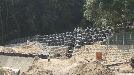 松山市の土砂崩れ 土のうの設置完了【愛媛】