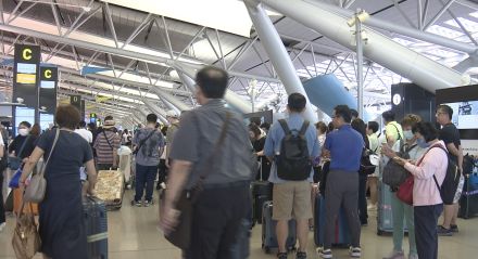 関西空港出国ピーク　お盆休みを海外で過ごす人たちで混雑／兵庫県