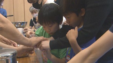 小学生対象の防災セミナー 大分市で開催　災害食の炊き出し体験