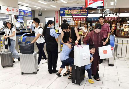 南海トラフ臨時情報は出たけれど…変わらぬ夏、帰省ラッシュ始まる　でもいつもと少し違う夏「レジャー控え実家で過ごす」　鹿児島県内