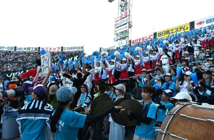 ⚾掛川西の勝利、後押し　吹奏楽部卒業生90人、大応援団けん引　コンクールの現役生に代わり「ぶっつけ本番」