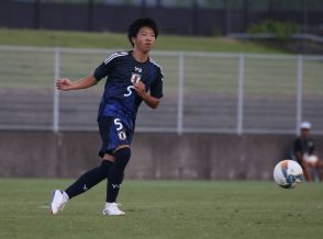 ライバルたちの活躍が刺激に。U-17日本代表MF今井健人(東京Vユース)が守備意識の高さと巧さで勝利に貢献