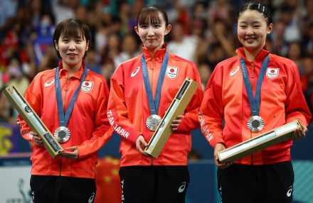 五輪＝卓球女子団体で日本は銀、中国は全5種目で金メダル