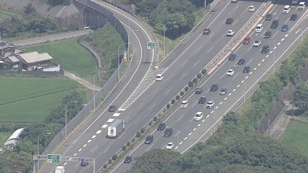 高速道路の渋滞・下りのピーク　九州道下り（午前11時時点）筑紫野IC付近先頭に14キロ渋滞　上りのピークは13日