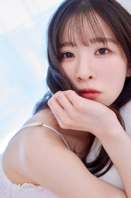 『負けイン』八奈見杏菜『ウマ娘』マチカネタンホイザ……声優・遠野ひかる1st写真集は4種の表紙が登場