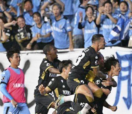 ⚽ジュビロ磐田逆転勝ち　鹿島に2－1、6試合ぶり白星　J1第26節