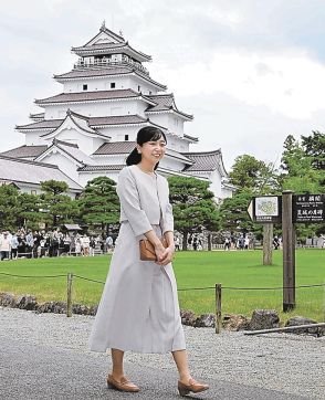 佳子さま、只見線「応援」　福島県の会津各地ご訪問、魅力触れる　住民ら「お言葉励みに」