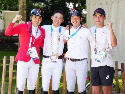 パリ五輪総合馬術団体銅メダルの“初老ジャパン”「銀より４つの銅うれしい」番組で裏話明かす