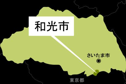 男性遺体、河川敷に倒れていた　通行人の男性が発見し110番　青色ジャンパーと黒Tシャツ、灰色の長ズボンを着用　身元を示すものは見つからず