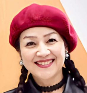 荒木由美子、東京タワー夜景をバックに年下男性と２Ｓ「16歳で上京した時を思い出す」