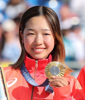 【巨人】 パリ五輪スケートボード女子金メダルの吉沢恋が始球式…８月１４日阪神戦