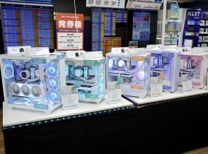 ドスパラ秋葉原本店の魅せる自作PC構成サンプル展示が拡充、ASRockの新LEDエフェクト体験コーナーも