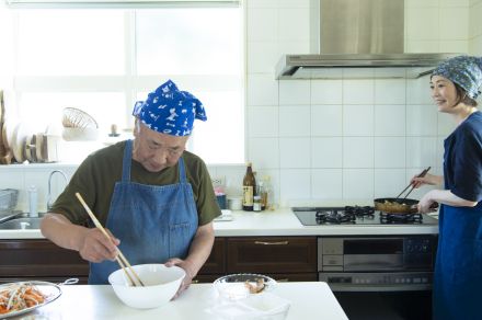 91歳の料理家・小林まさるさん。認知症予防のカギは「歩く」「ながら脳トレ」そして「嚙む」【義父・義娘の最強コンビ！小林まさみ・まさるの「ハッピーごはん」③】