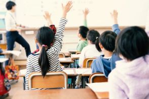 「令和の小学校」ってこうなんだ！冷房完備、水筒持参…昔とは違うと驚いたことを、パパ＆ママに聞いた