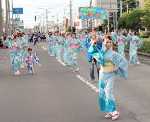 盛大な踊り、酒田甚句パレード　さかた夏の縁日まつり