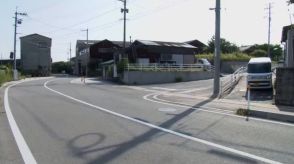 新聞配達の車にはねられ高齢男性が意識不明の重体　江津市街地の未明の県道で交通事故