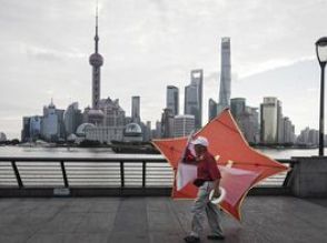 中国の銀行融資が19年ぶりに減少、「バランスシート不況」懸念強まる