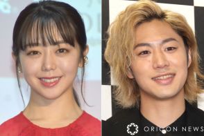 峯岸みなみ、夫・てつや＆長女との“結婚記念日”3ショットが「幸せいっぱい」「素敵」と話題