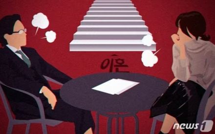 脳卒中で倒れ、夫は冷たく、娘は「新しいお母さん」を口に…韓国女性が受けた“非情な仕打ち”