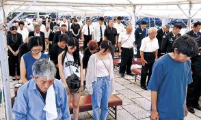 平和の願い次代に石川護国神社で県追悼祈願祭戦没者ら４万４９４６柱を慰霊