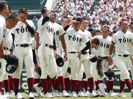 「このチームで勝たれへんのかと…」甲子園、強打・大阪桐蔭“衝撃の完封負け”はなぜ起きた？ 理想のフルスイングと現実との“ズレ”